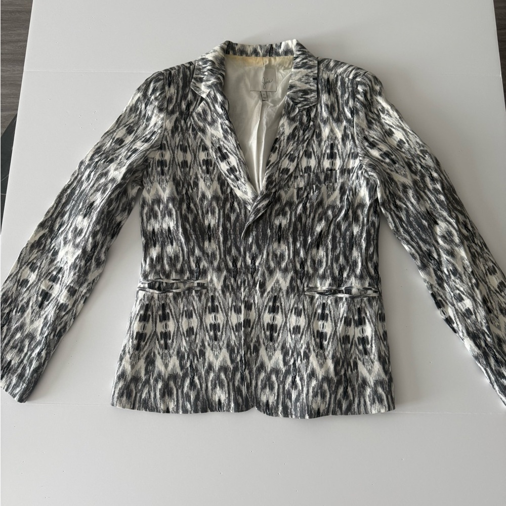 Joie Black and White Patterned Blazer